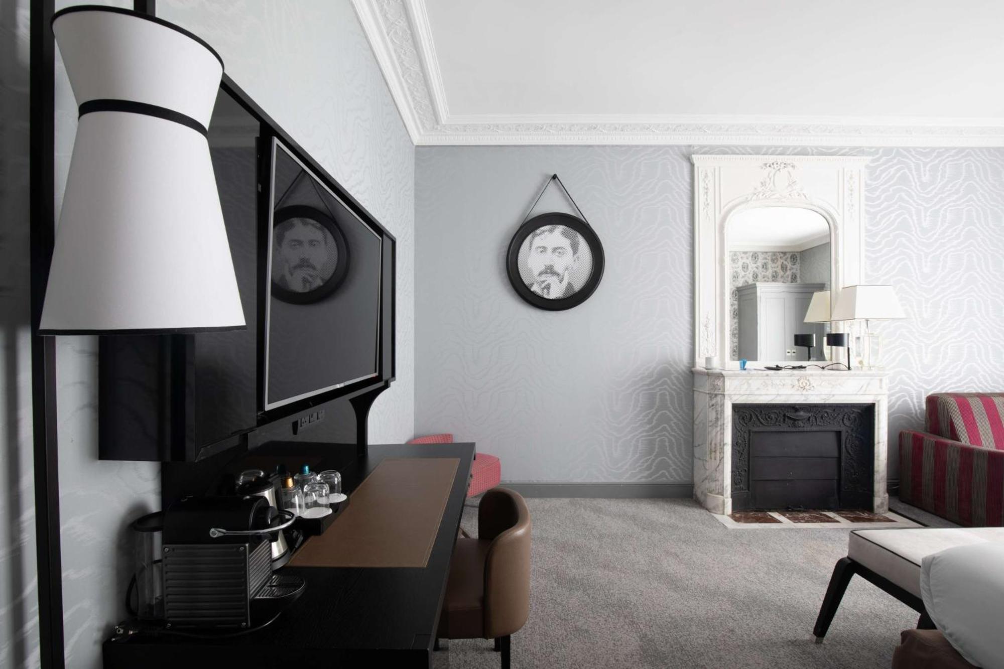 Hotel Maison Astor Paris, Curio Collection By Hilton Parijs
